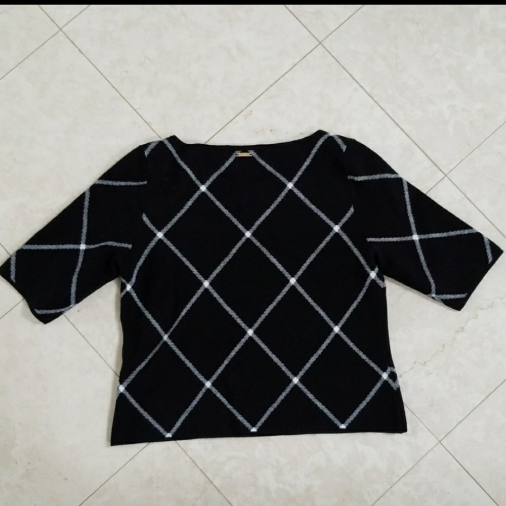 Ivanka Trump Black and White Top Size S/M - Picture 3 of 4